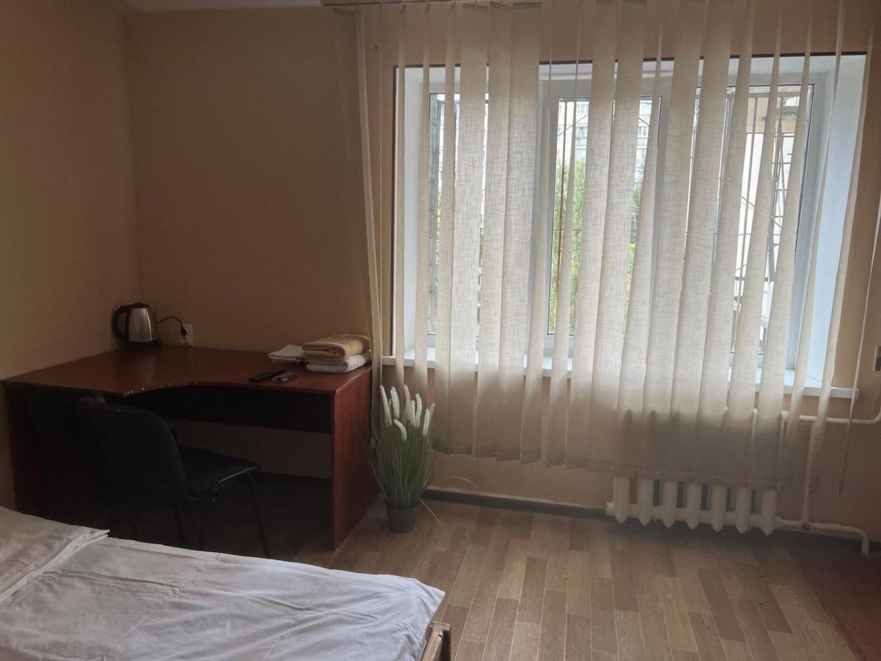 Hostel Krone Gok Zatishok เคียฟ ภายนอก รูปภาพ